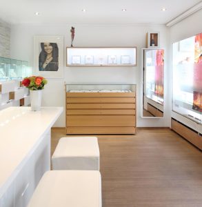 Herzlich Willkommen bei uns im Goldschmeideatelier